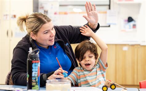 Autism early intervention service AEIOU unveils new Idalia centre .